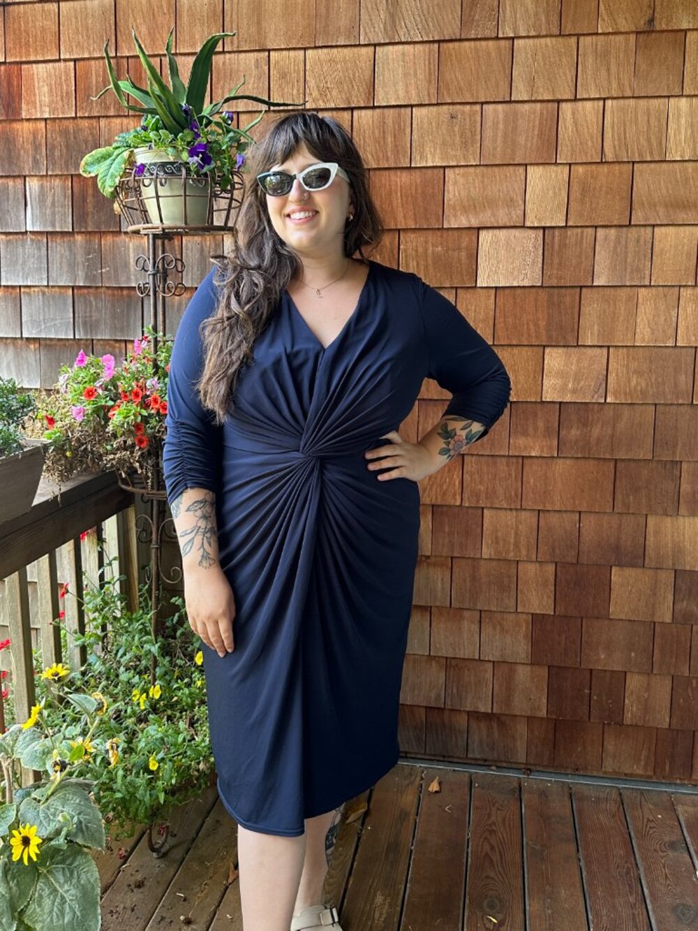 EUC Tadashi Collection Navy Blue V-Neck Twist Midi Dress in Women's 1X
